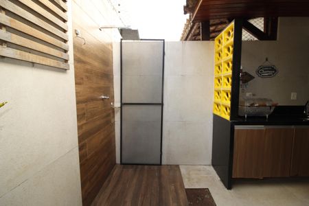 Casa de condomínio para alugar com 97m², 2 quartos e 1 vagaÁrea de Serviço