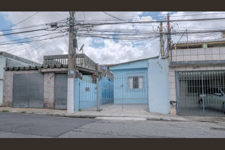 Casa para alugar com 70m², 2 quartos e 1 vaga