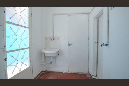 Casa para alugar com 70m², 2 quartos e 1 vaga