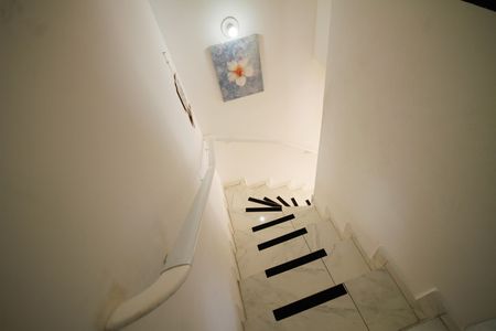 Casa de condomínio para alugar com 61m², 2 quartos e 2 vagasEscada