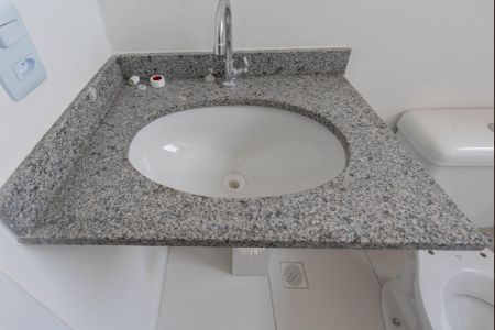 Apartamento à venda com 42m², 2 quartos e 1 vaga Apartamento à venda com 42m², 2 quartos e 1 vagaBanheiro