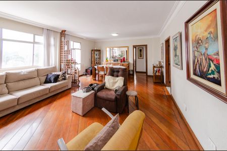 Apartamento à venda com 153m², 4 quartos e 2 vagas Apartamento à venda com 153m², 4 quartos e 2 vagasSala