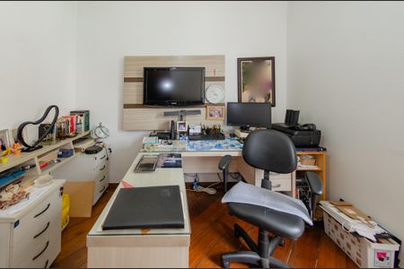 Apartamento à venda com 153m², 4 quartos e 2 vagas Apartamento à venda com 153m², 4 quartos e 2 vagasQuarto 3