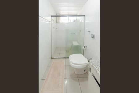 Apartamento à venda com 153m², 4 quartos e 2 vagas Apartamento à venda com 153m², 4 quartos e 2 vagasBanheiro social