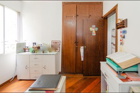 Apartamento à venda com 153m², 4 quartos e 2 vagas Apartamento à venda com 153m², 4 quartos e 2 vagasQuarto 3