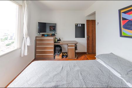 Apartamento à venda com 153m², 4 quartos e 2 vagas Apartamento à venda com 153m², 4 quartos e 2 vagasQuarto 2
