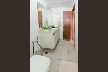 Apartamento à venda com 153m², 4 quartos e 2 vagas Apartamento à venda com 153m², 4 quartos e 2 vagasBanheiro social