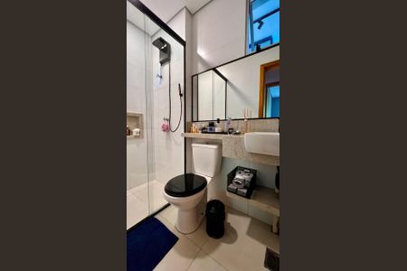 Apartamento à venda com 163m², 2 quartos e 2 vagasbanho