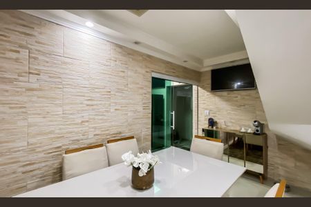 Sala  de casa à venda com 4 quartos, 350m² em Vila Londrina, São Paulo