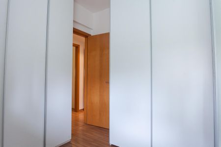 Apartamento à venda com 140m², 4 quartos e 3 vagas Apartamento à venda com 140m², 4 quartos e 3 vagasquarto 2 - closet