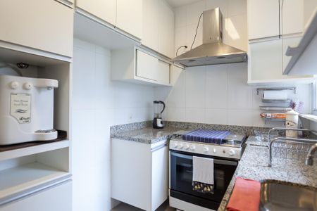 Apartamento à venda com 140m², 4 quartos e 3 vagas Apartamento à venda com 140m², 4 quartos e 3 vagasCozinha
