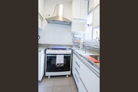 Apartamento à venda com 140m², 4 quartos e 3 vagas Apartamento à venda com 140m², 4 quartos e 3 vagasCozinha
