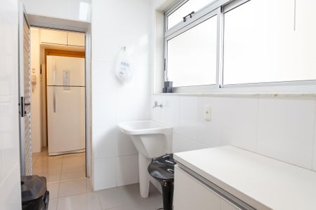 Apartamento à venda com 140m², 4 quartos e 3 vagas Apartamento à venda com 140m², 4 quartos e 3 vagasÁrea de Serviço