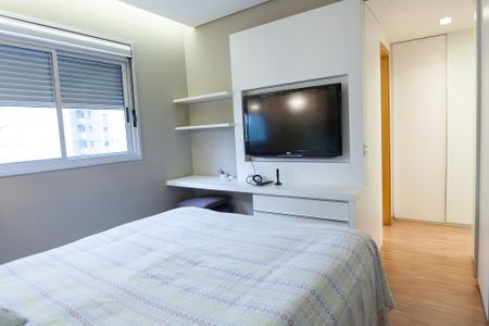 Apartamento à venda com 140m², 4 quartos e 3 vagas Apartamento à venda com 140m², 4 quartos e 3 vagassuite