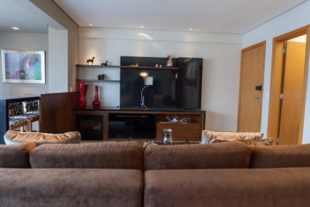Sala de TV de apartamento para alugar com 4 quartos, 140m² em Vila da Serra, Nova Lima