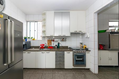 Apartamento para alugar com 128m², 4 quartos e 2 vagasCozinha