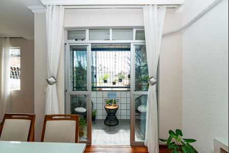 Apartamento para alugar com 128m², 4 quartos e 2 vagasVaranda da Sala