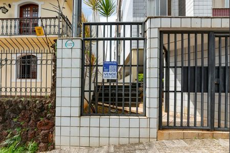 Apartamento para alugar com 128m², 4 quartos e 2 vagasplaca instalada em 29/01/2026 com o código YOJA-329