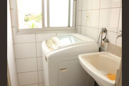 Área de Serviço de apartamento para alugar com 3 quartos, 75m² em Setor Negrão de Lima, Goiânia