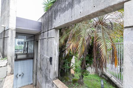 Casa à venda com 561m², 3 quartos e 4 vagasEntrada