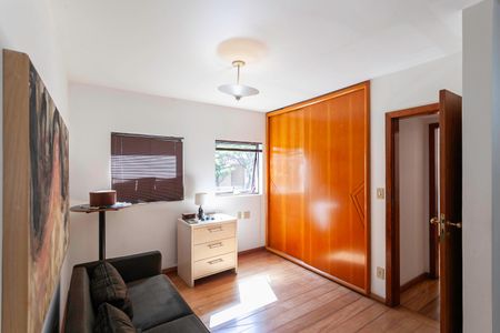 Casa à venda com 561m², 3 quartos e 4 vagasSuíte 2