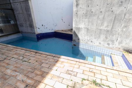 Casa à venda com 561m², 3 quartos e 4 vagasPiscina