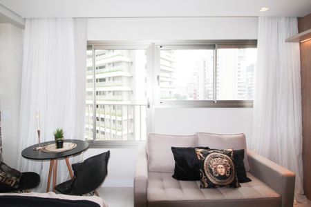 Studio para alugar com 29m², 1 quarto e sem vagaSuíte 