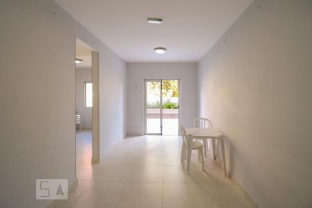 Apartamento para alugar com 57m², 2 quartos e 1 vaga