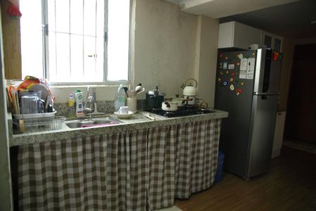 Casa à venda com 185m², 3 quartos e 1 vagaCasa 4 - Cozinha 