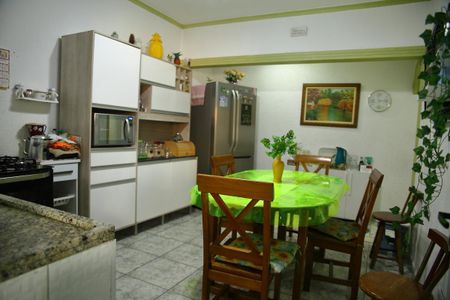 Casa à venda com 185m², 3 quartos e 1 vagaCasa 5- Cozinha 