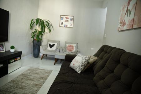 Casa à venda com 185m², 3 quartos e 1 vagaCasa 2 - sala 