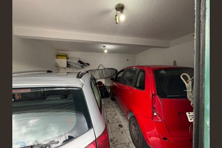 Casa à venda com 185m², 3 quartos e 1 vaga Casa à venda com 185m², 3 quartos e 1 vagaGaragem