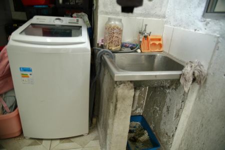 Casa à venda com 185m², 3 quartos e 1 vagaCasa 3- Área de serviço 