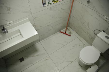 Casa à venda com 185m², 3 quartos e 1 vagaCasa 1 -Banheiro Social 