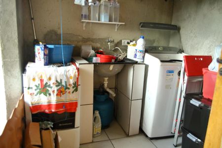 Casa à venda com 185m², 3 quartos e 1 vagaCasa 1 -Área de Serviço 