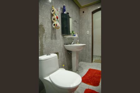 Casa à venda com 185m², 3 quartos e 1 vagaCasa 5- Banheiro Social 