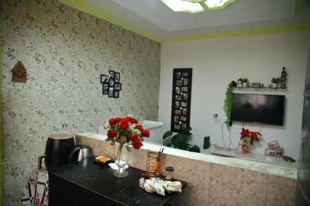 Casa à venda com 185m², 3 quartos e 1 vagaCasa 3 - Sala/Cozinha 