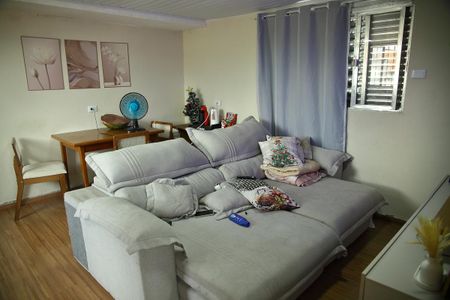 Casa à venda com 185m², 3 quartos e 1 vagaCasa 4 - Sala 