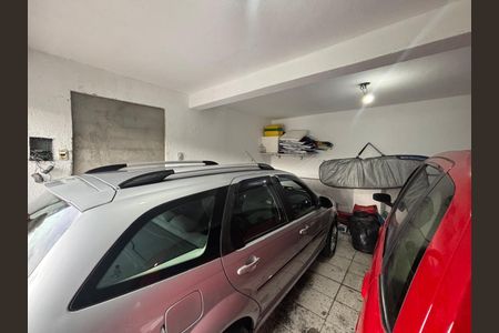 Casa à venda com 185m², 3 quartos e 1 vaga Casa à venda com 185m², 3 quartos e 1 vagaGaragem