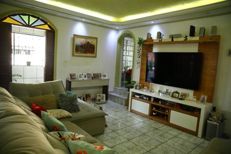 Casa à venda com 185m², 3 quartos e 1 vagaCasa 5 - Sala 