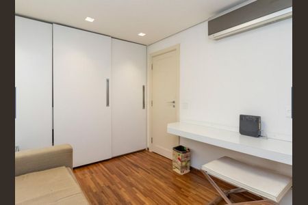 Apartamento para alugar com 6 quartos, 290m² em Itaim Bibi, São Paulo