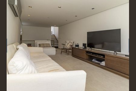 Apartamento para alugar com 6 quartos, 290m² em Itaim Bibi, São Paulo