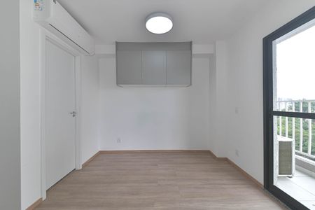 Quarto de kitnet/studio para alugar com 1 quarto, 27m² em Santo Amaro, São Paulo