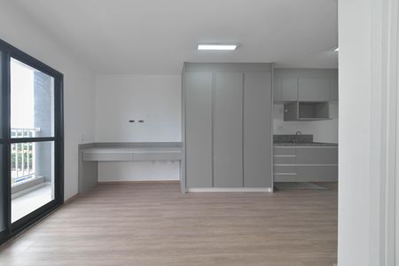 Quarto de kitnet/studio para alugar com 1 quarto, 27m² em Santo Amaro, São Paulo