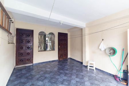 Garagem de casa à venda com 4 quartos, 148m² em Conjunto Residencial Sitio Oratorio, São Paulo