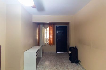 Casa à venda com 148m², 4 quartos e 1 vagaSala