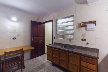 Cozinha de casa à venda com 4 quartos, 148m² em Conjunto Residencial Sitio Oratorio, São Paulo