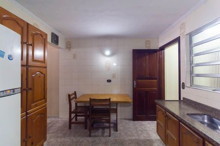 Cozinha de casa à venda com 4 quartos, 148m² em Conjunto Residencial Sitio Oratorio, São Paulo