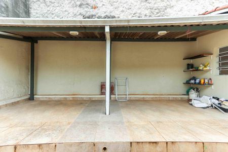 Casa para alugar com 210m², 3 quartos e 3 vagas Casa para alugar com 210m², 3 quartos e 3 vagasQuintal / Lavanderia