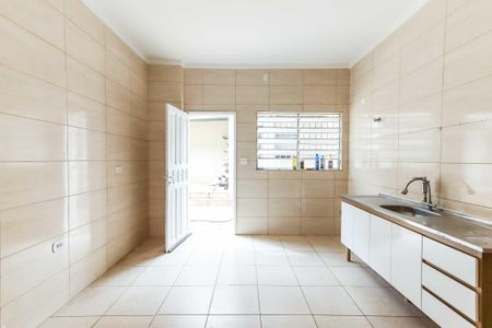 Casa para alugar com 210m², 3 quartos e 3 vagas Casa para alugar com 210m², 3 quartos e 3 vagasCozinha